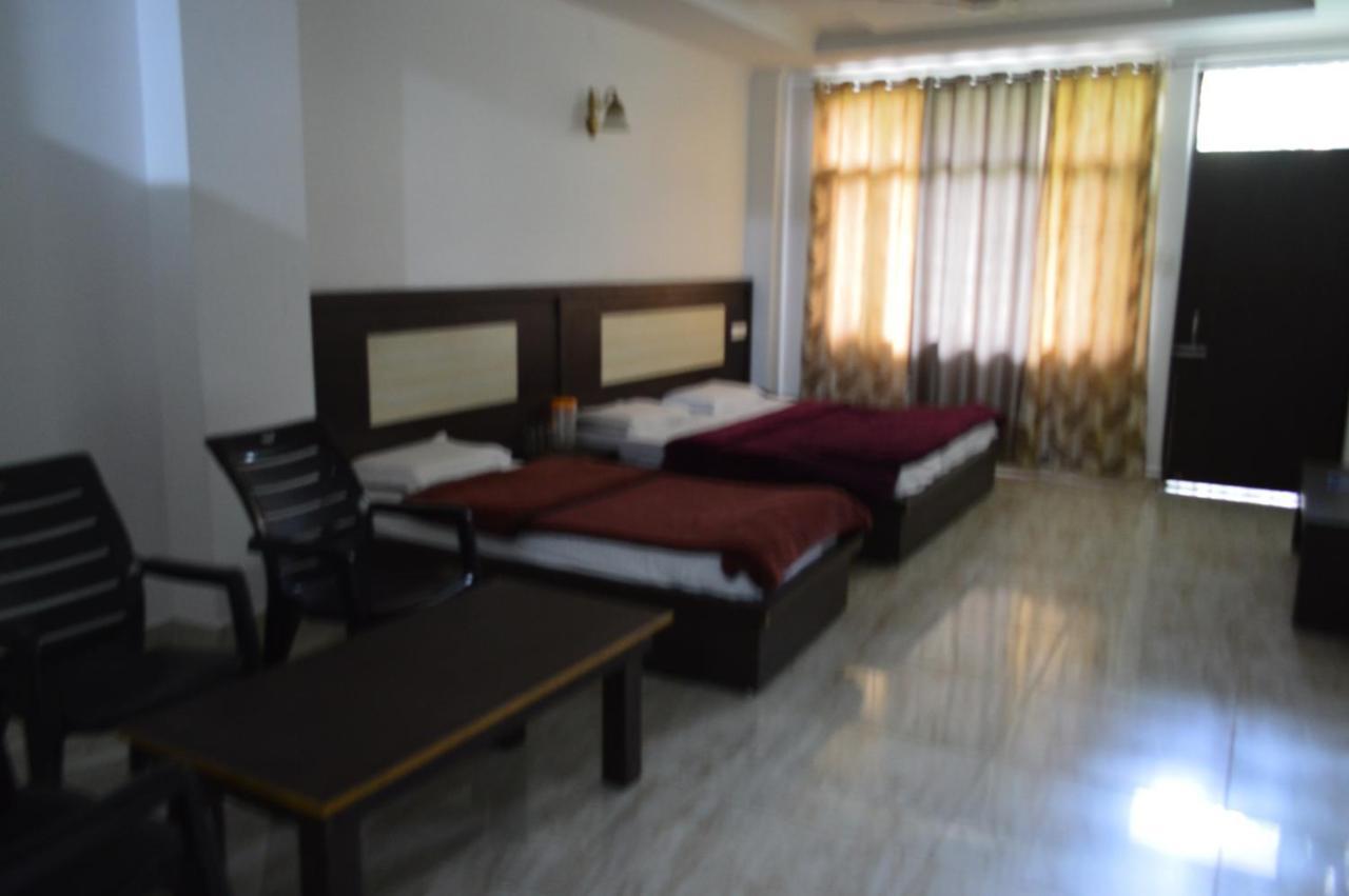 Dharamkot Inn Dharamshala Ngoại thất bức ảnh